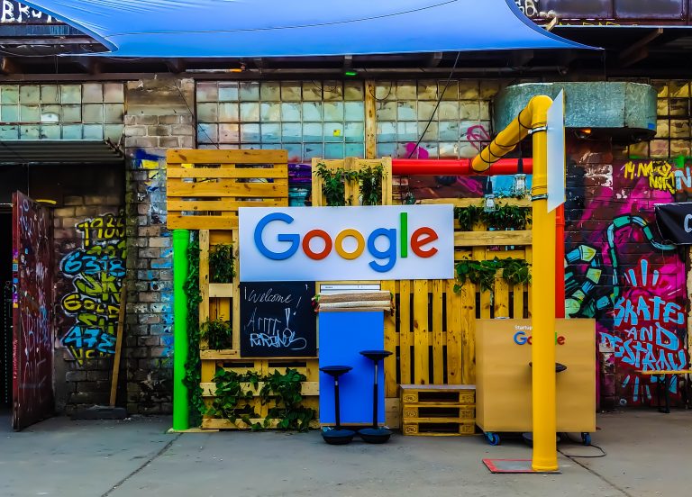 google logo